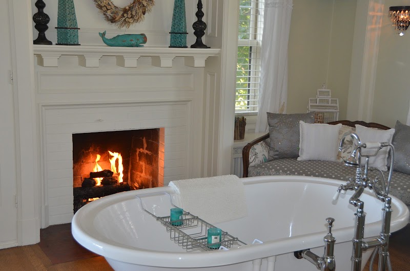 Lochnaiar Inn in Racine, Wisconsin, United States