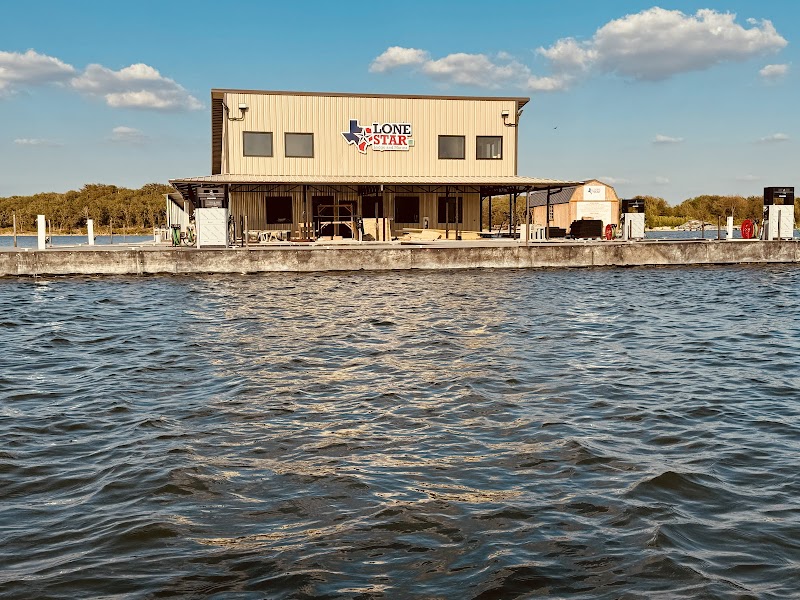 Lone Star Lodge and Marina in Pilot Point, Texas, United States