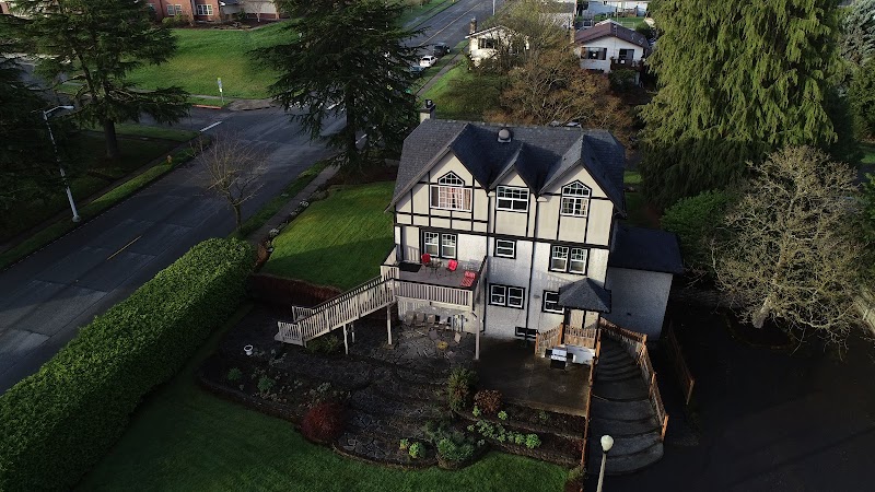 Lord Carlton Country Manor House in Port Angeles, Washington, United States