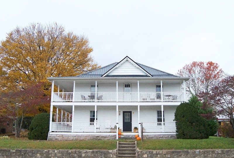 Maple Hall Inn in Lexington, Virginia, United States