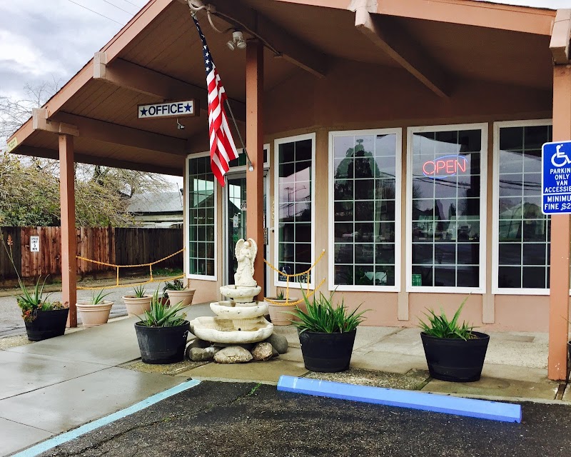 Maple Inn & Suites in Los Banos, California, United States