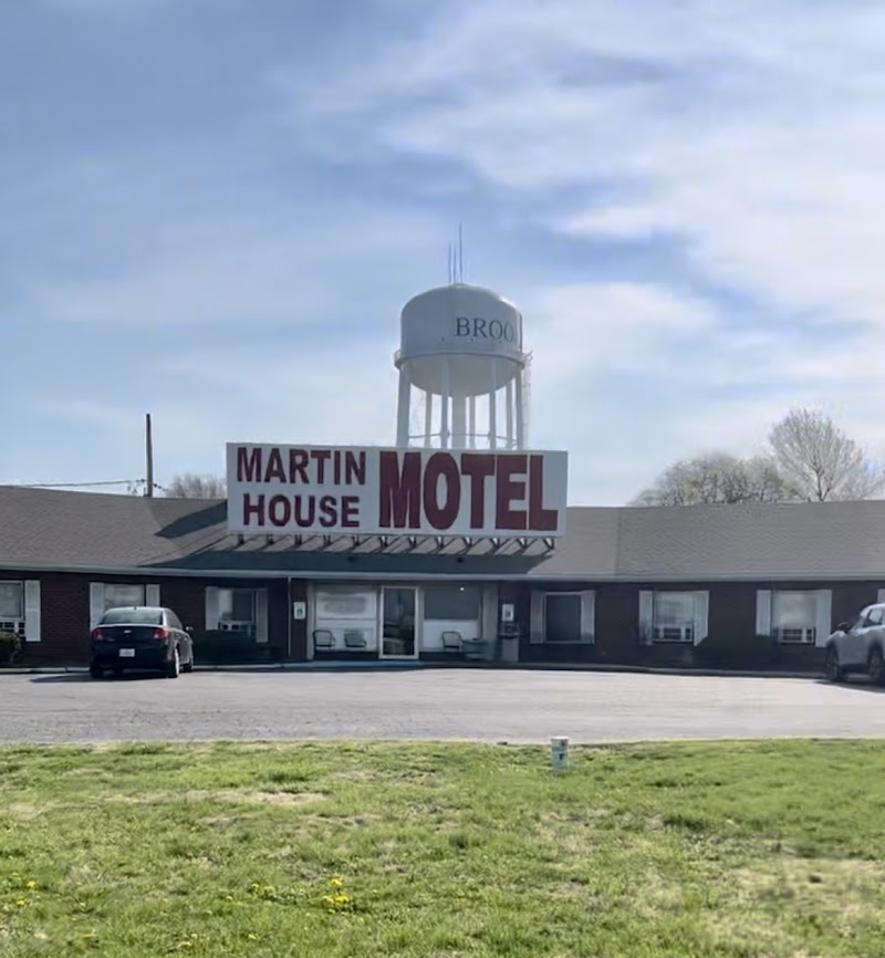 Martin House Hotel in Brookfield, Missouri, United States