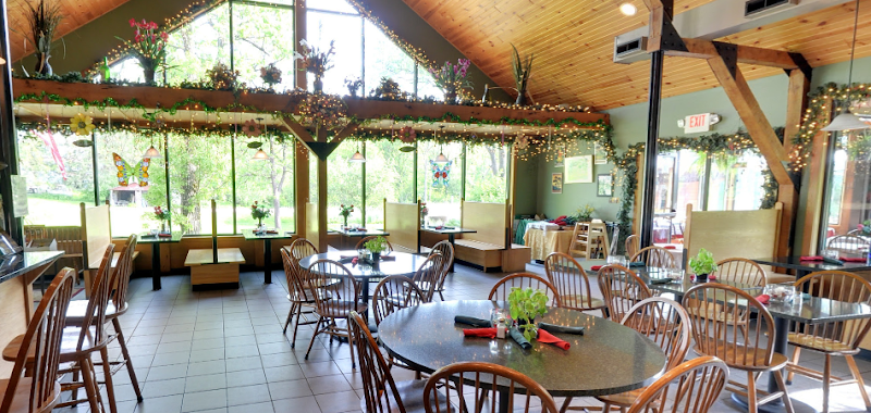 McCaffrey's Dolce Vita Villa in Decorah, Iowa, United States