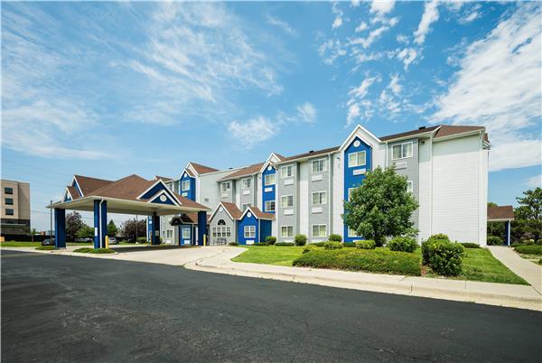 Microtel Inn & Suites by Wyndham Cheyenne in Cheyenne, Wyoming, United States