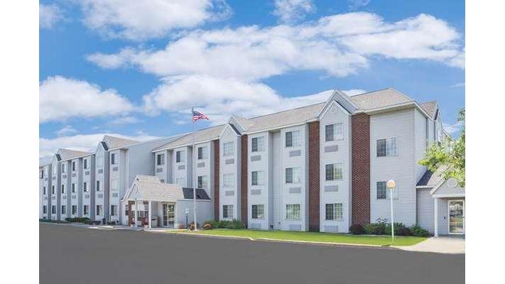 Microtel Inn & Suites by Wyndham Fond du Lac in Fond du Lac, Wisconsin, United States