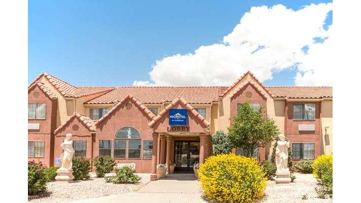 Microtel Inn & Suites by Wyndham Gallup in Gallup, New Mexico, United States