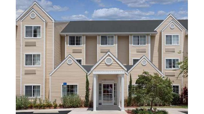 Microtel Inn & Suites by Wyndham Leesburg/Mt Dora in Leesburg, Florida, United States