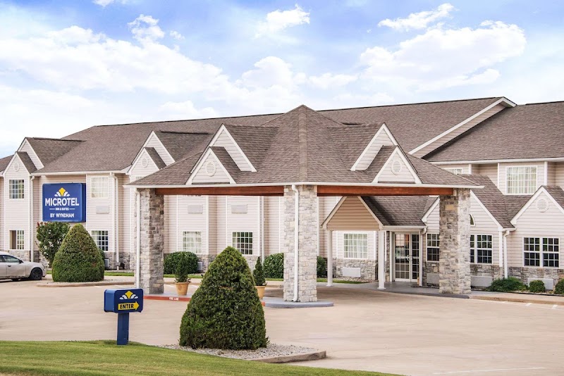 Microtel Inn & Suites by Wyndham Miami in Miami, Oklahoma, United States