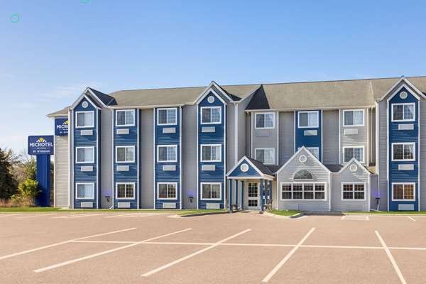 Microtel Inn & Suites by Wyndham New Ulm in New Ulm, Minnesota, United States