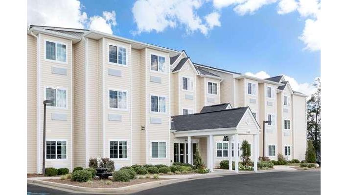 Microtel Inn & Suites by Wyndham Ozark in Ozark, Alabama, United States