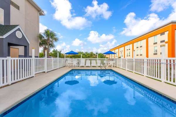 Microtel Inn & Suites by Wyndham Panama City in Panama City, Florida, United States