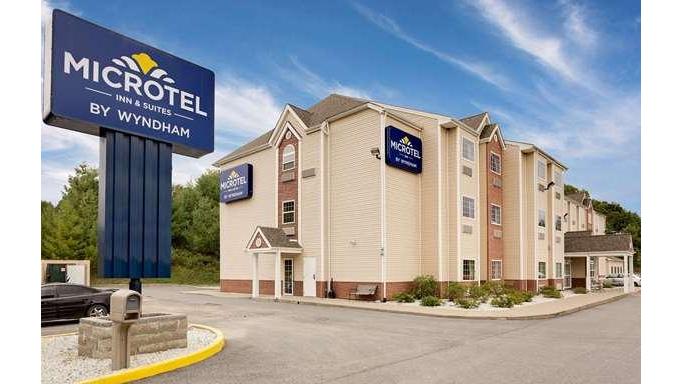 Microtel Inn & Suites by Wyndham Princeton in Princeton, West Virginia, United States