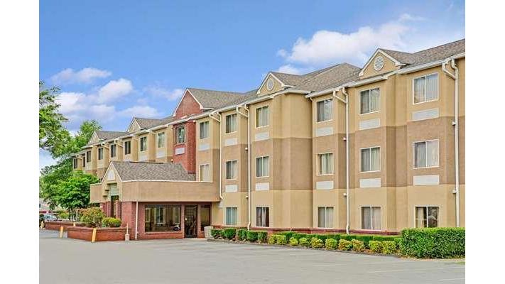 Microtel Inn by Wyndham Cornelius/Lake Norman in Cornelius, North Carolina, United States