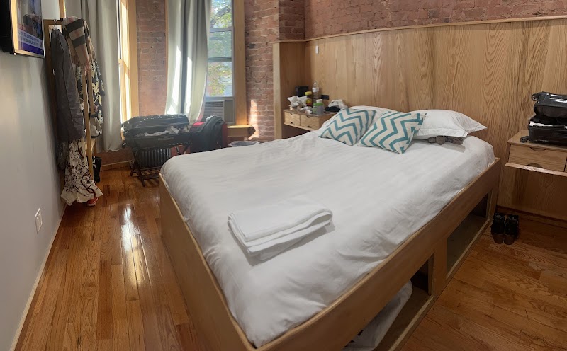 Morris Guest House in Bronx, New York, United States