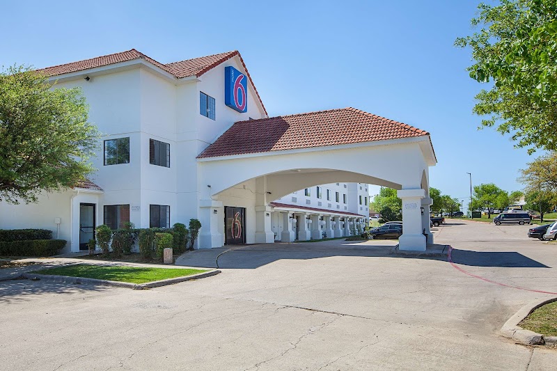 Motel 6 Bedford, TX - Fort Worth in Bedford, Texas, United States