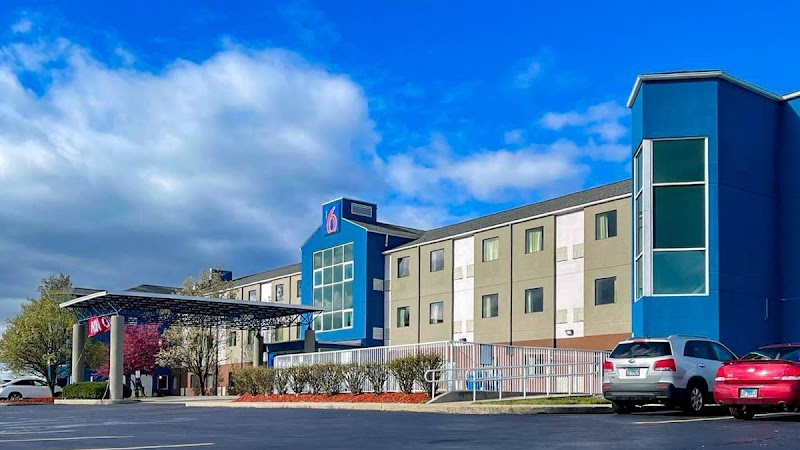 Motel 6 Caseyville, IL - Caseyville Il in Caseyville, Illinois, United States