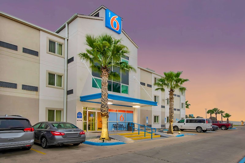 Motel 6 Eagle Pass, TX - Lakeside in Eagle Pass, Texas, United States