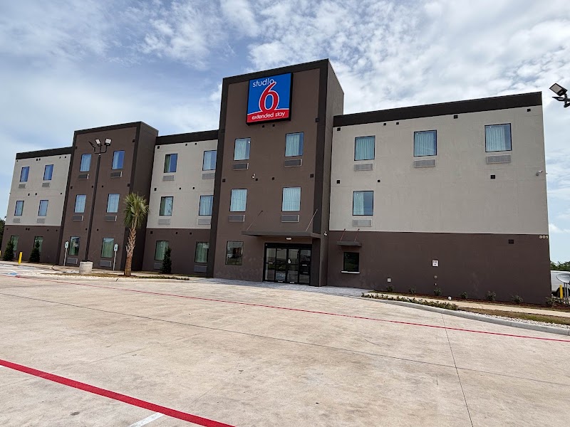 Motel 6 Giddings, TX in Giddings, Texas, United States