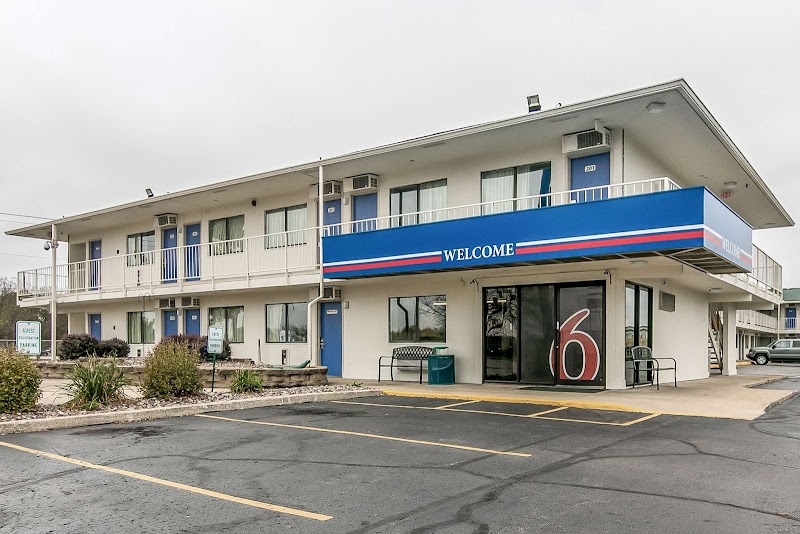 Motel 6 Janesville, WI in Janesville, Wisconsin, United States