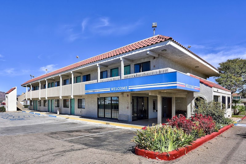 Motel 6 Kingman, AZ - Route 66 East in Kingman, Arizona, United States