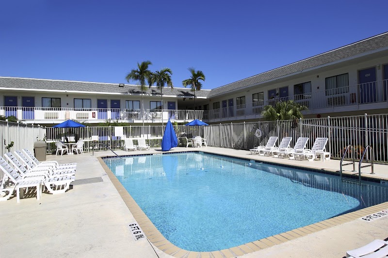 Motel 6 Lantana, FL in Lantana, Florida, United States