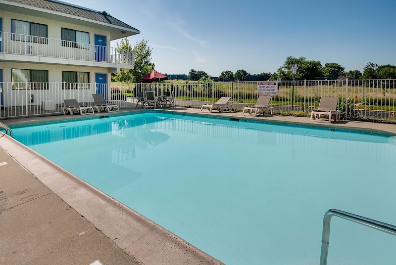 Motel 6 Lenexa, KS - Kansas City Southwest in Lenexa, Kansas, United States
