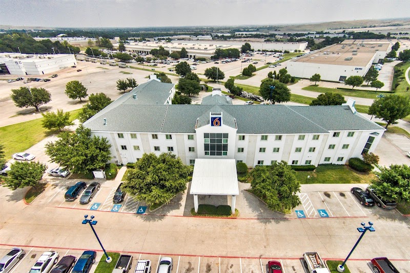 Motel 6 Lewisville, TX - Dallas in Lewisville, Texas, United States