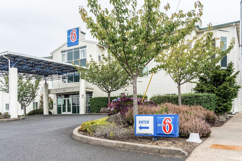 Motel 6 Lincoln City in Lincoln City, Oregon, United States