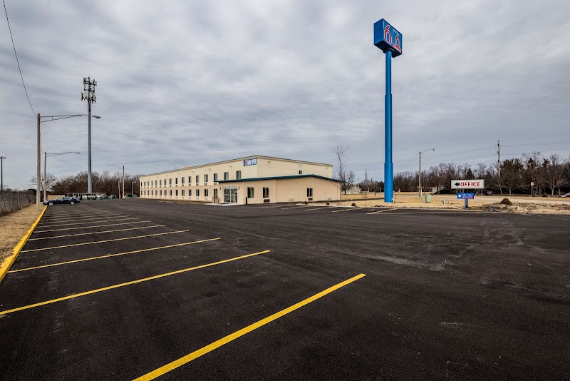 Motel 6 Peoria, IL in Peoria, Illinois, United States