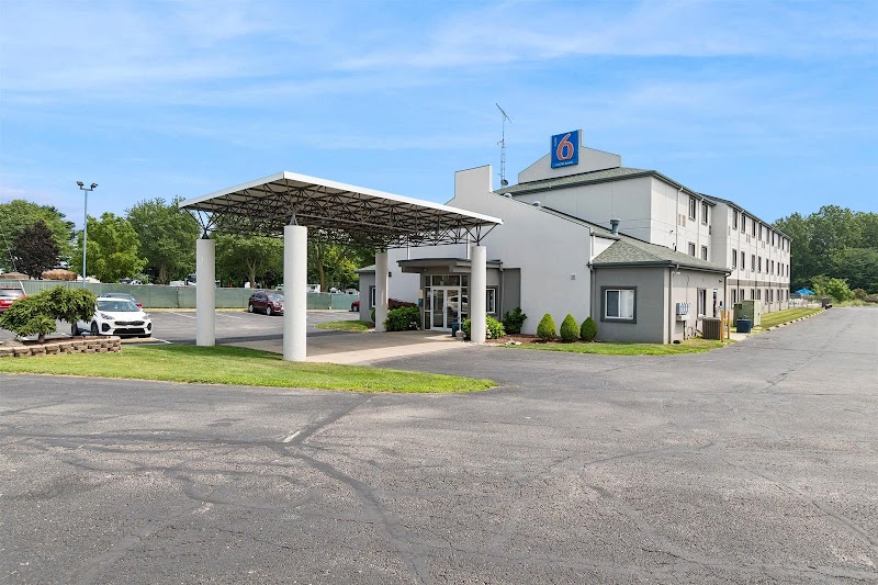 Motel 6 Sandusky - Milan Road in Sandusky, Ohio, United States