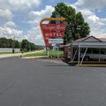 Munger Moss Motel