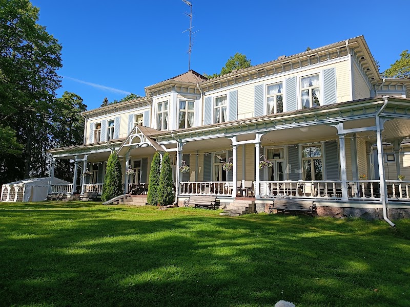 Neitsytniemen Kartano in Imatra, Finland