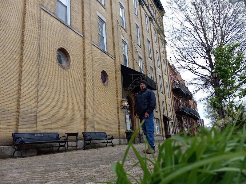 Paducah Harbor Plaza Bed & Breakfast in Paducah, Kentucky, United States