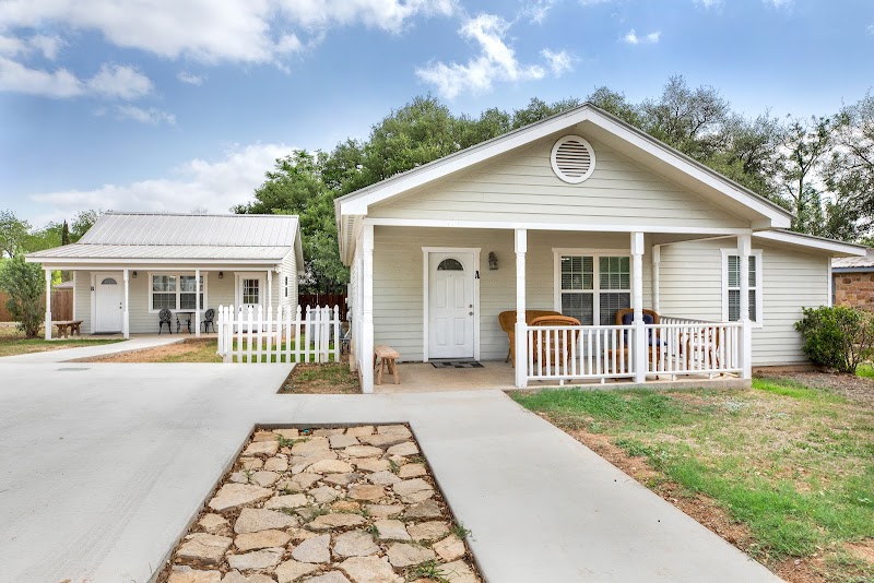 Peach Tree Inn & Suites in Fredericksburg, Texas, United States