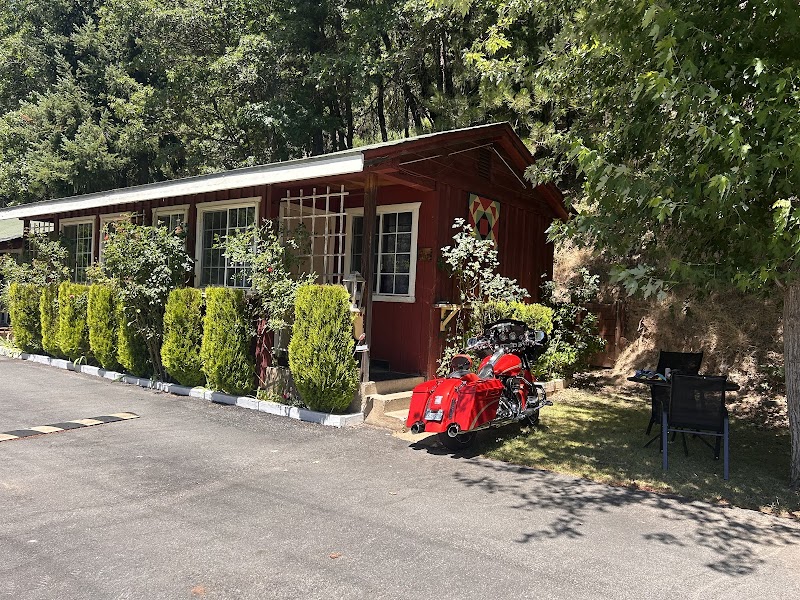 Pine Hill Motel in Eureka, California, United States