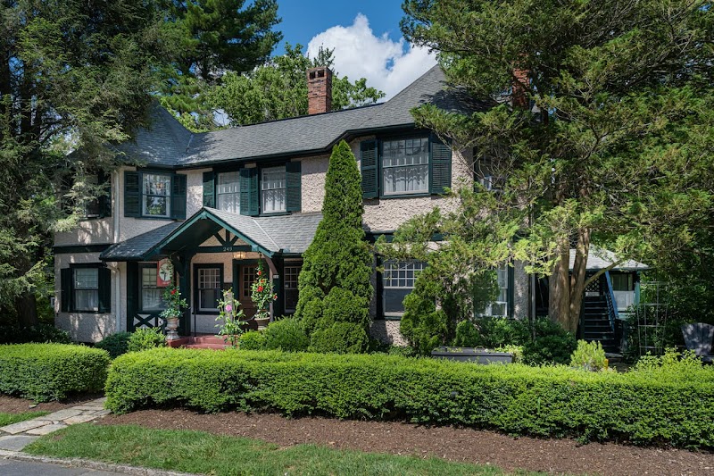 Pinecrest Bed & Breakfast in Asheville, North Carolina, United States