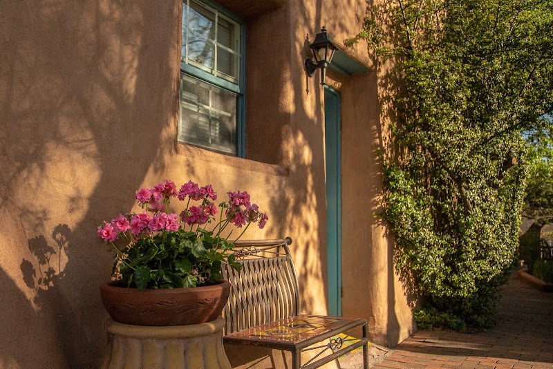 Pueblo Bonito Bed & Breakfast Inn in Santa Fe, New Mexico, United States