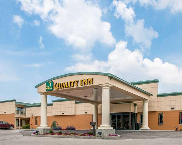 Quality Inn in Huntingburg, Indiana, United States