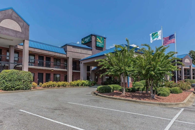 Quality Inn Calera I-65 in Calera, Alabama, United States