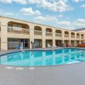 Quality Inn Clute Freeport