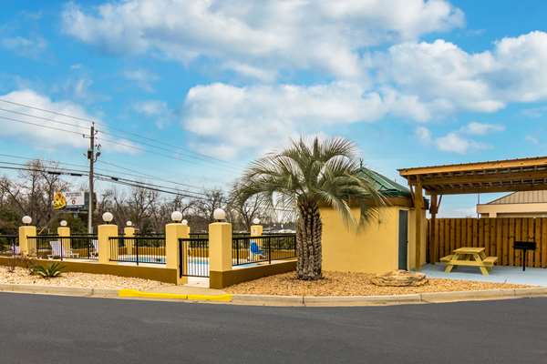 Quality Inn Dublin I-16 in Dublin, Georgia, United States