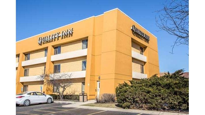 Quality Inn Elgin I-90 in Elgin, Illinois, United States