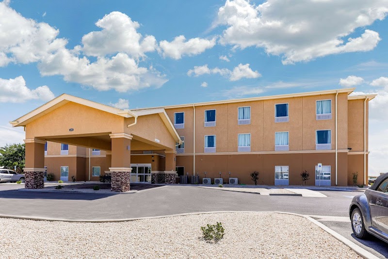 Quality Inn & Suites in Carlsbad, New Mexico, United States