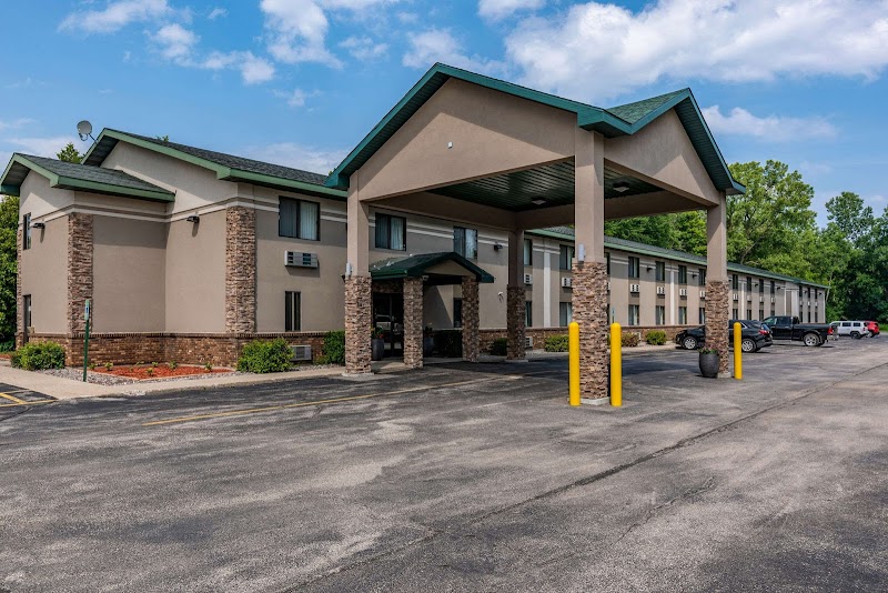 Quality Inn & Suites in Marinette, Wisconsin, United States