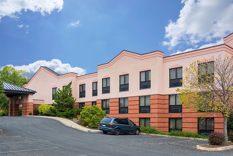 Quality Inn & Suites in Martinsburg, West Virginia, United States