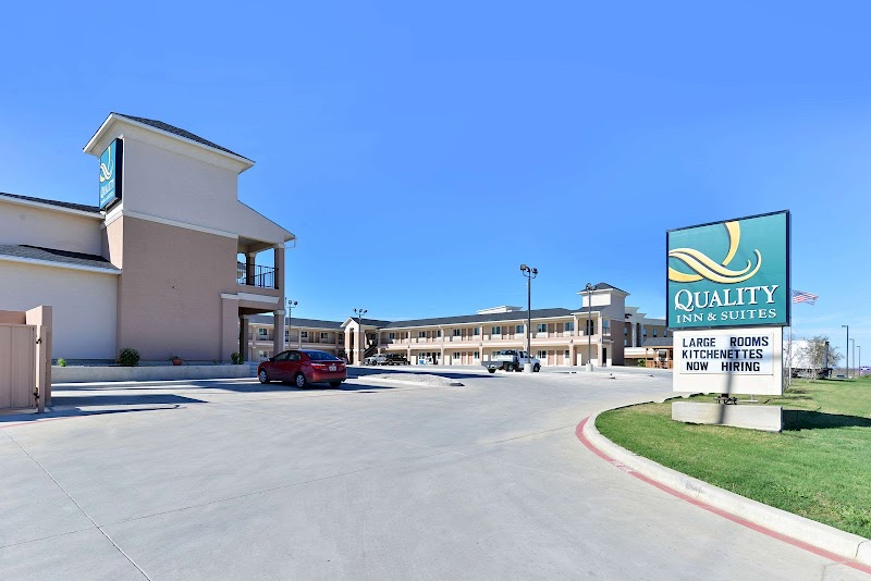 Quality Inn & Suites Carrizo Springs North in Carrizo Springs, Texas, United States