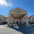 Quality Inn & Suites Pine Bluff