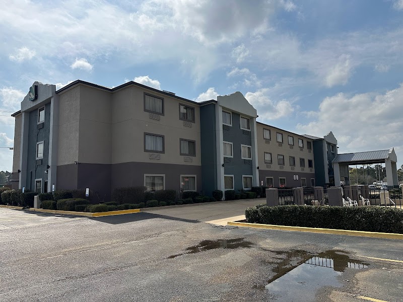 Quality Inn & Suites Southwest in Jackson, Mississippi, United States