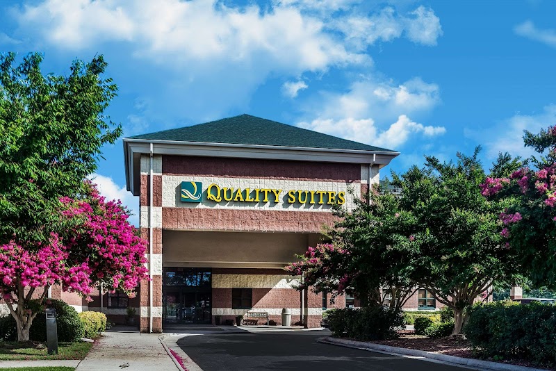 Quality Suites Lake Wright - Norfolk Airport in Norfolk, Virginia, United States