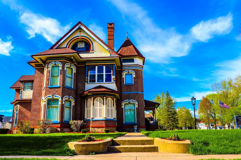 Queen Anne Bed and Breakfast in Ames, Iowa, United States